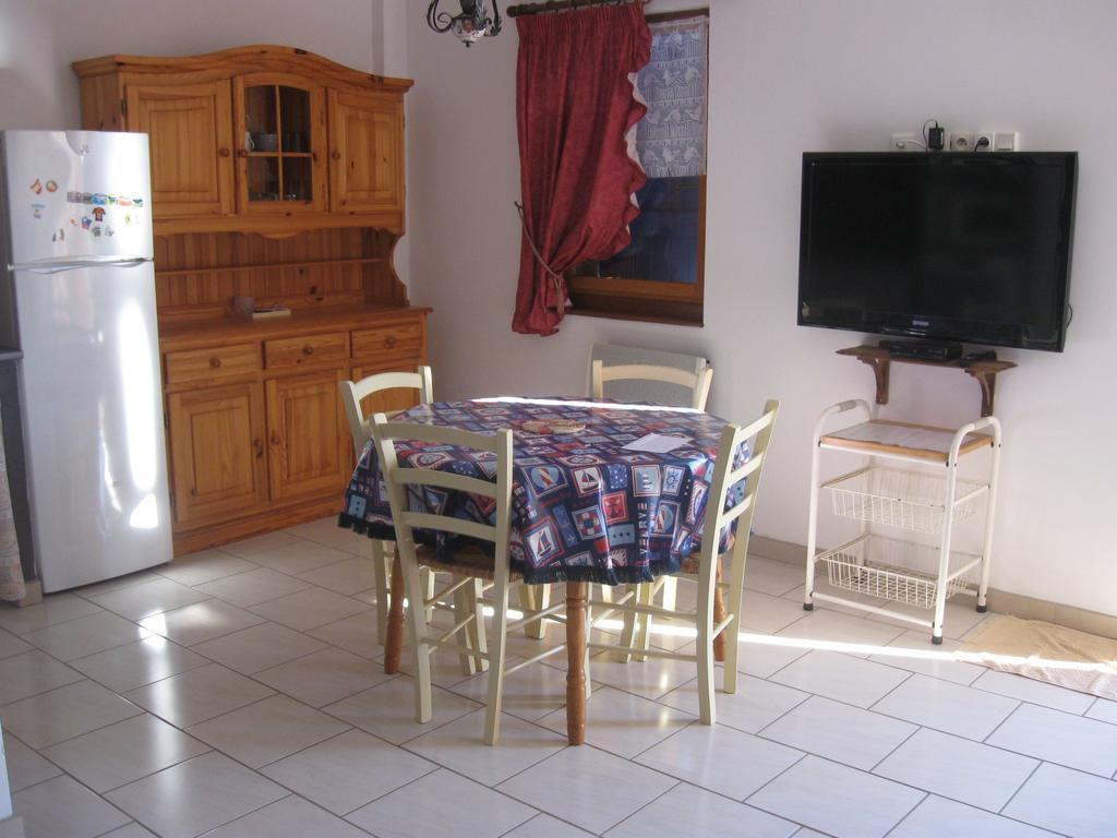 Les Genets Valderois Villa Valderies Екстериор снимка
